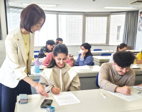 留学生専任スタッフ